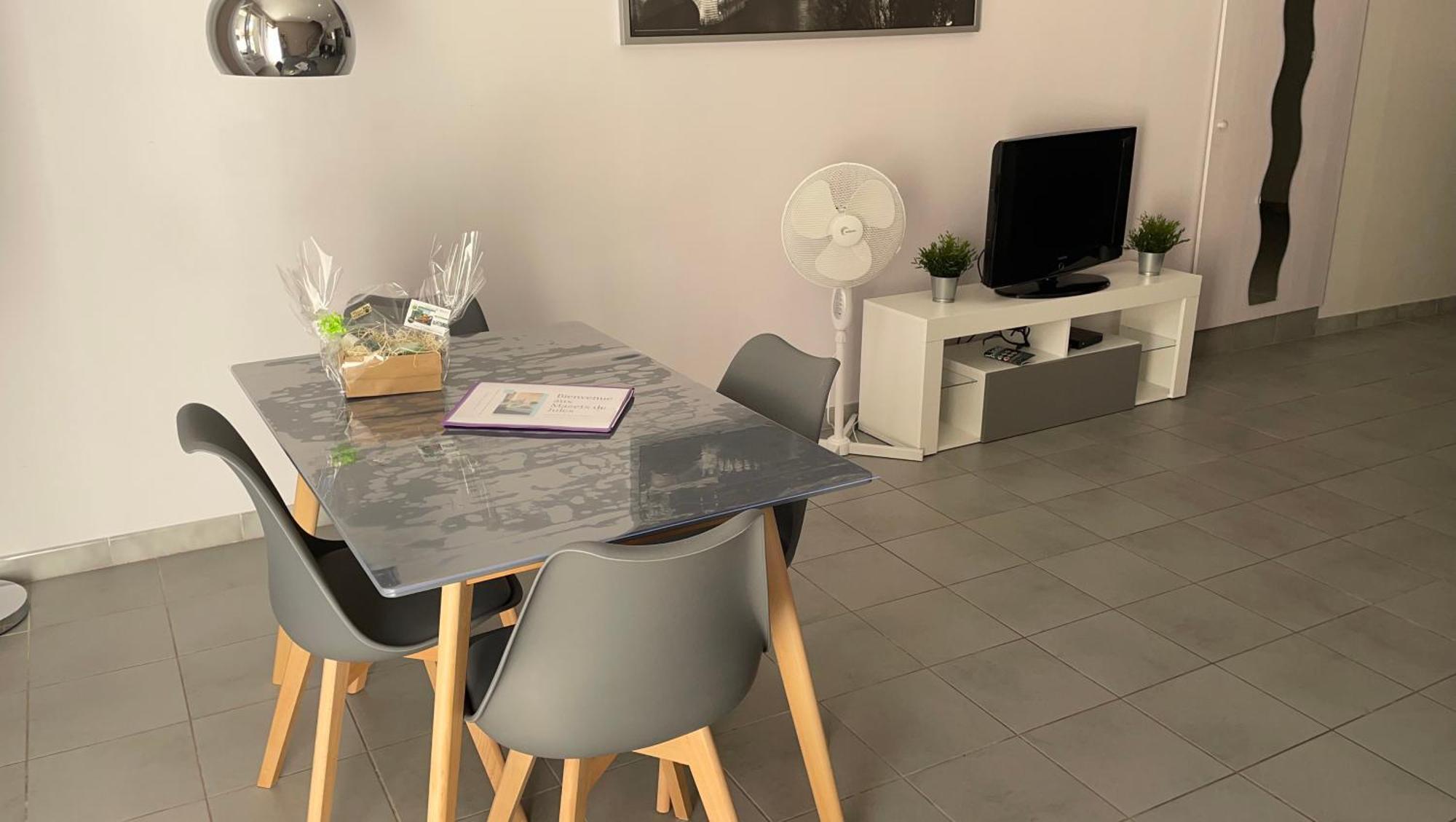 Maison Tendance Avec Jardin, Centre Village, Alpilles, Familles Eyragues Luaran gambar